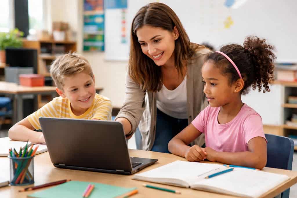 Quand un enfant décroche : 12 façons concrètes d&rsquo;aider un élève en difficulté scolaire primaire